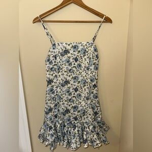 Purchased from a cute little boutique in Charleston! Only wore once for Easter